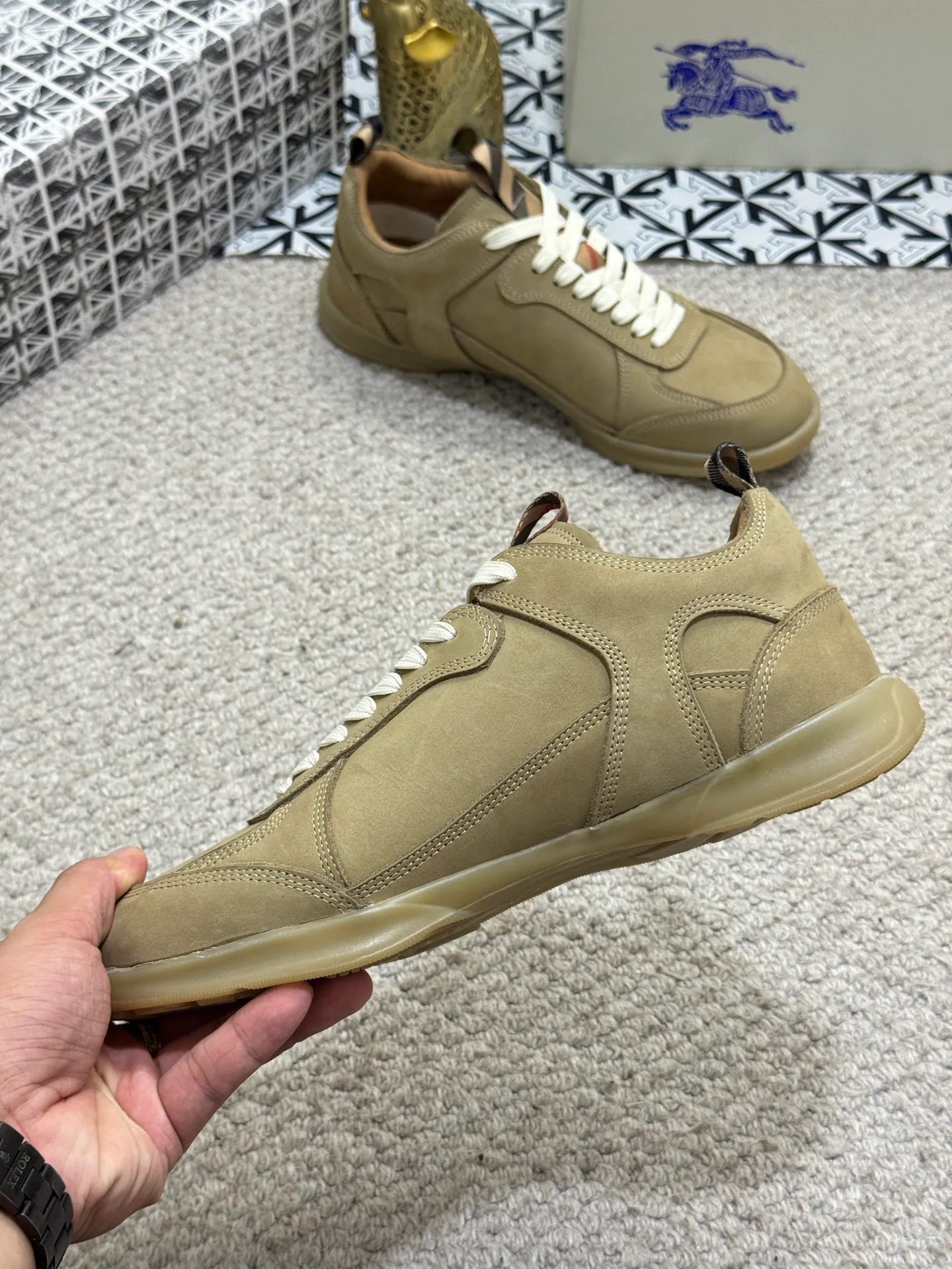 Men's shoes 💰420 [New style] 🐝🐝 [BURBERRY] Burberry - high-end quality original order 🔍🔍🔍 Upper: imported 🔝 calfskin, brand knitted pattern, tongue brand cloth label, lining: sheepskin lining, - outsole: rubber; two-color molded outsole, ultra-high quality control·fine workmanship: highlighted (high-end·luxury·grade) Size :38-44 (45 customized